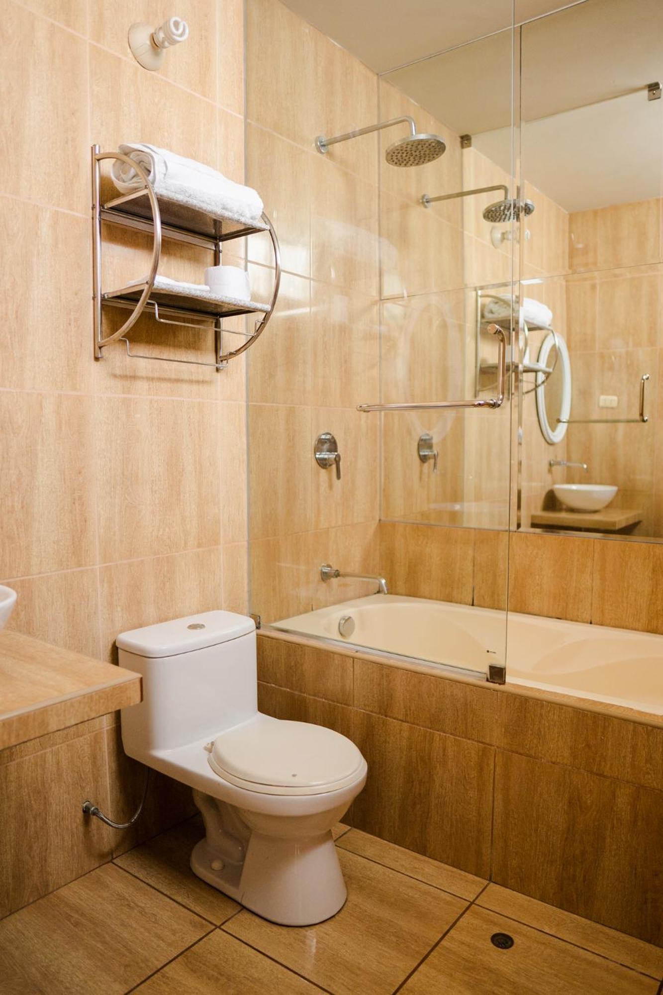 Trugarden Hotel Trujillo Dış mekan fotoğraf