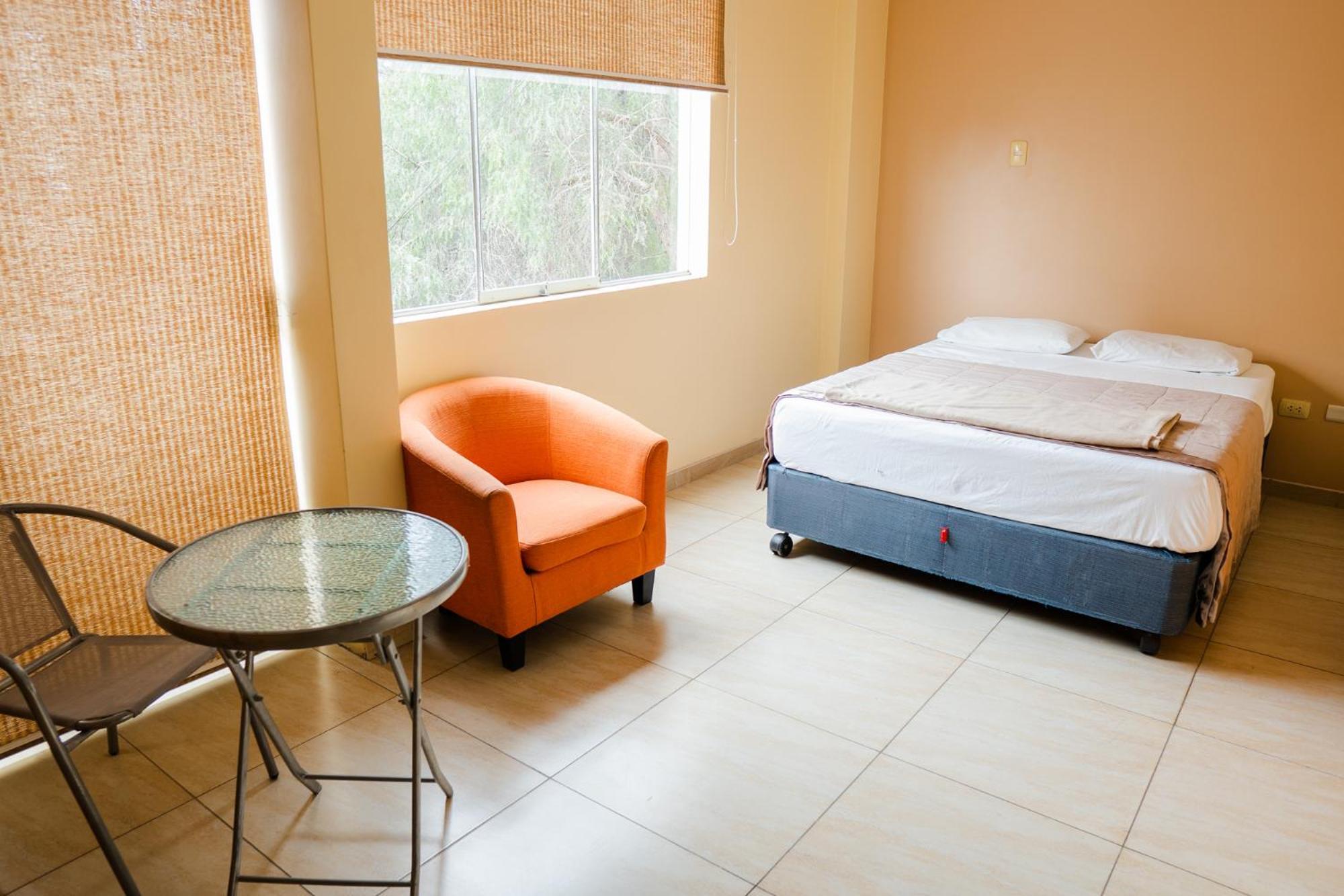 Trugarden Hotel Trujillo Dış mekan fotoğraf